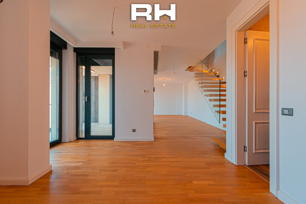 Duplex 175m² në SHITJE në Aktash