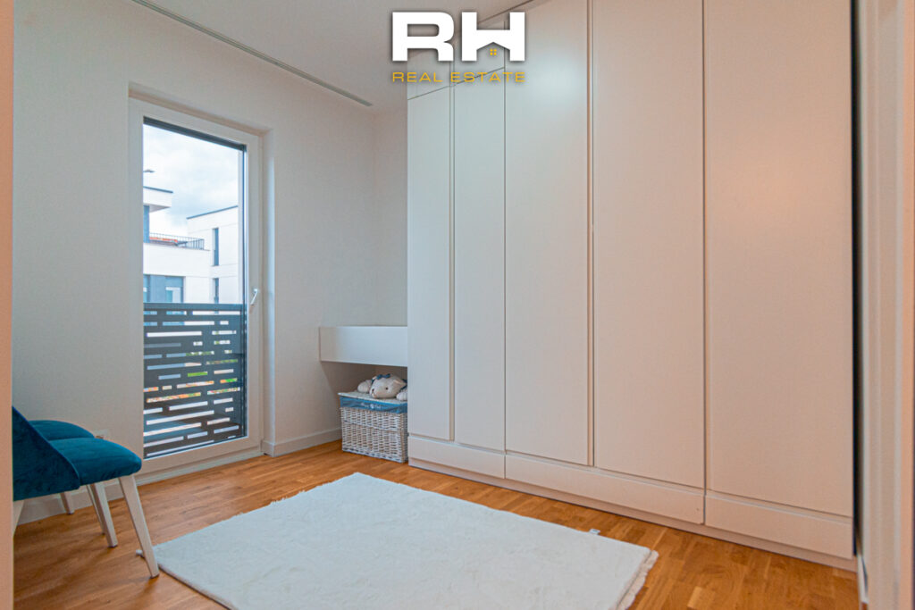 Shtëpi 328m² në SHITJE në City Home, Matiqan