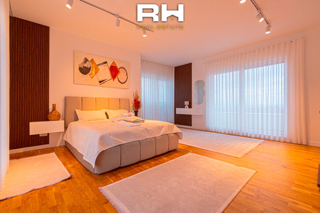 Shtëpi 328m² në SHITJE në City Home, Matiqan