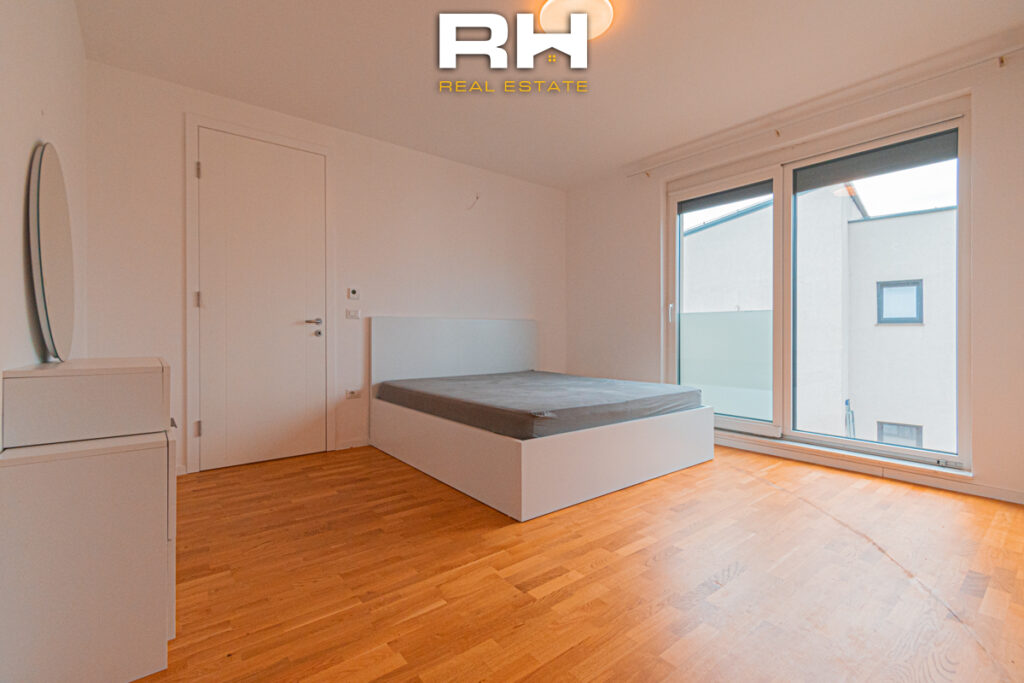 Shtëpi 190m² me #QIRA në Lagjen Priam Village