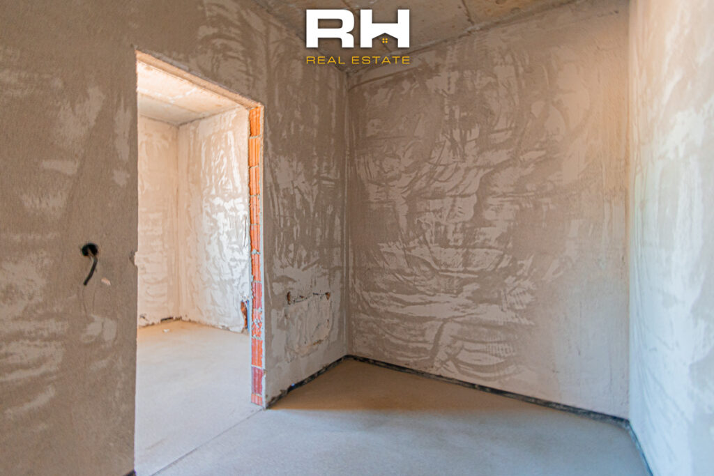 Shtëpi 322.16m² në SHITJE në Lagjen e Gjelbër, Kolovicë