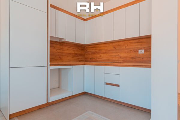 Banesë 81m² me #QIRA te Prishtina e Re
