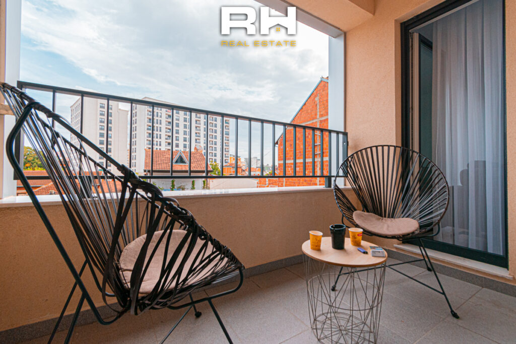 Banesë 80m² me #QIRA në Tophane