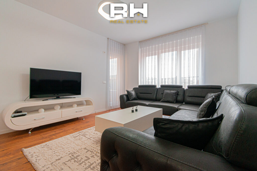 Banesë 80m² me #QIRA në Tophane