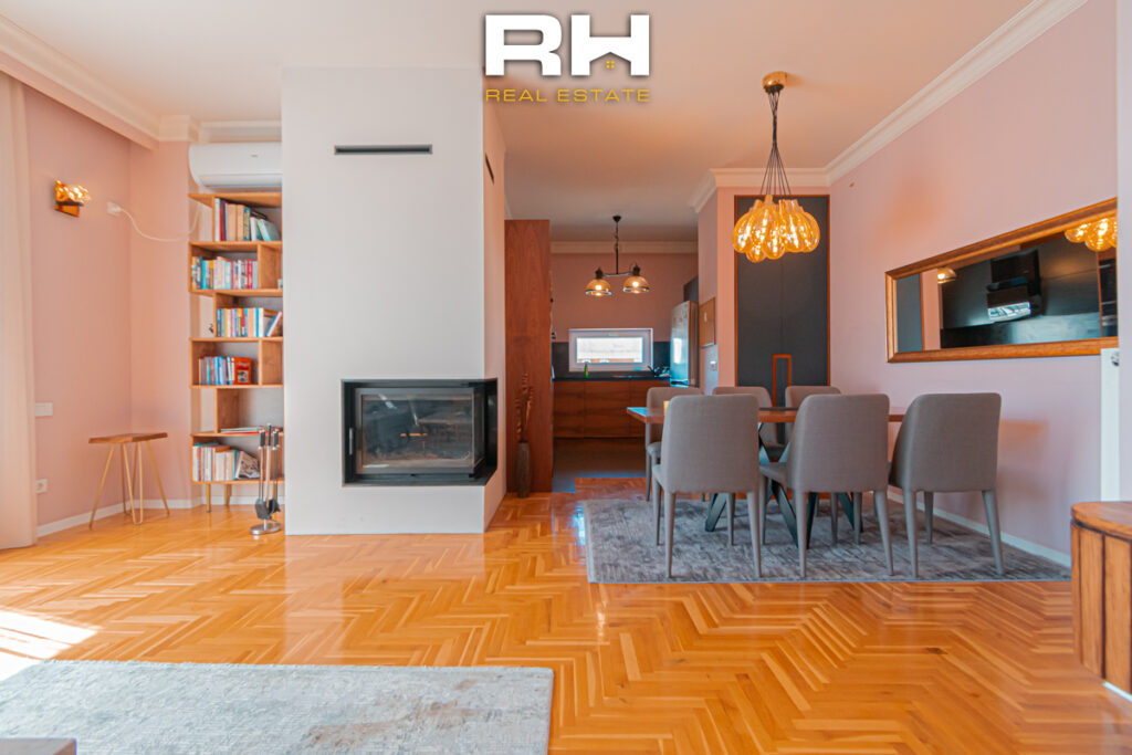 Penthouse 151.45m² + 70m² në SHITJE në Emshir
