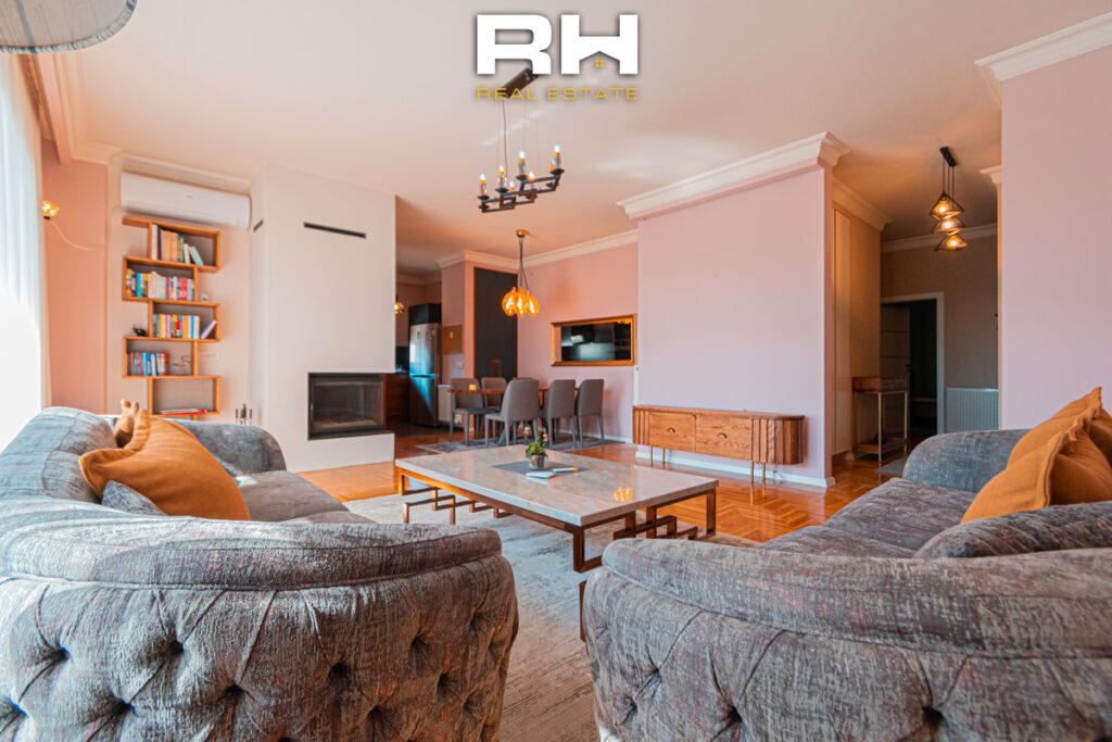 Penthouse 151.45m² + 70m² në SHITJE në Emshir