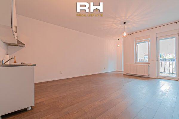 Banesë 80m² në #SHITJE te Rruga C