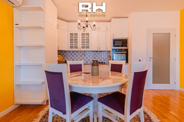 Banesë 83m² me #QIRA te Rruga B