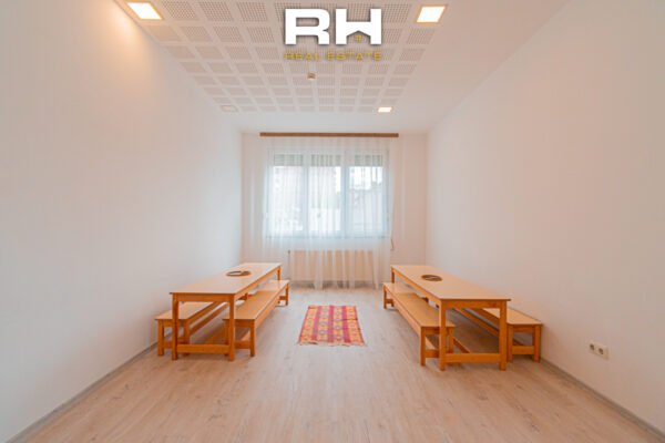 Çerdhe 306m² me #QIRA në Emshir