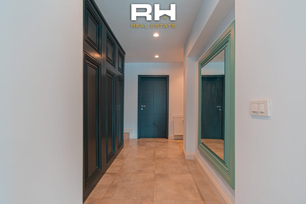 Banesë Penthouse 174m² me #QIRA në Dragodan