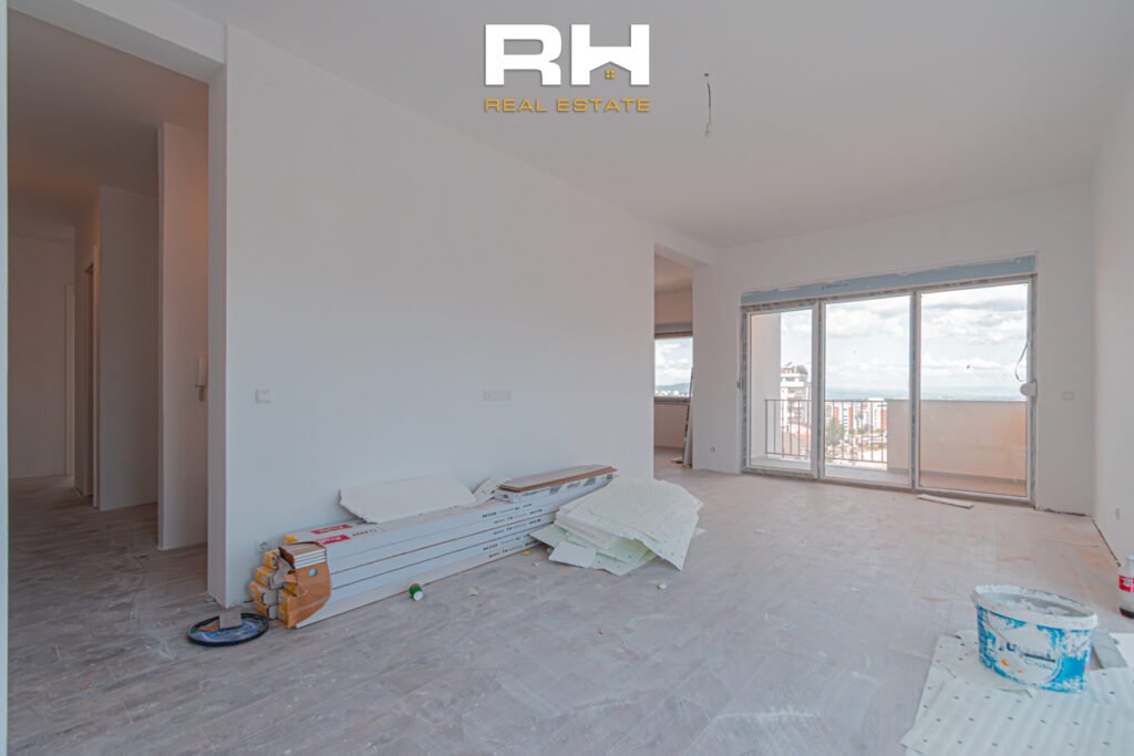 Penthouse 152m² + 112.56m² në #SHITJE në Mati 1