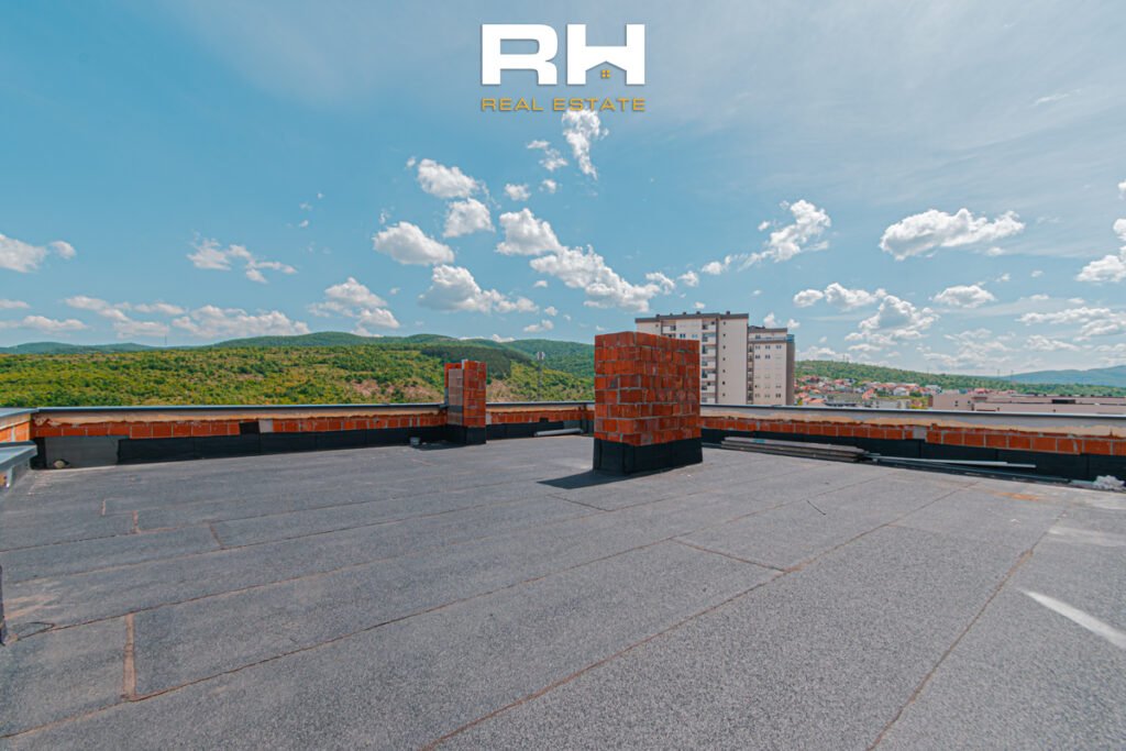 Penthouse 152m² + 112.56m² në #SHITJE në Mati 1