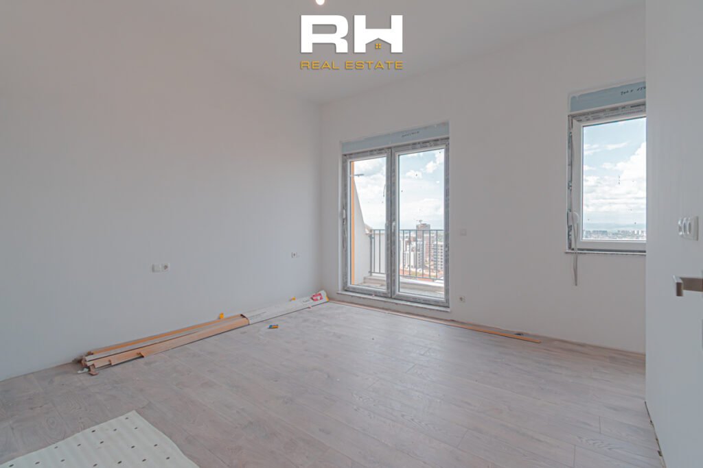 Penthouse 152m² + 112.56m² në #SHITJE në Mati 1