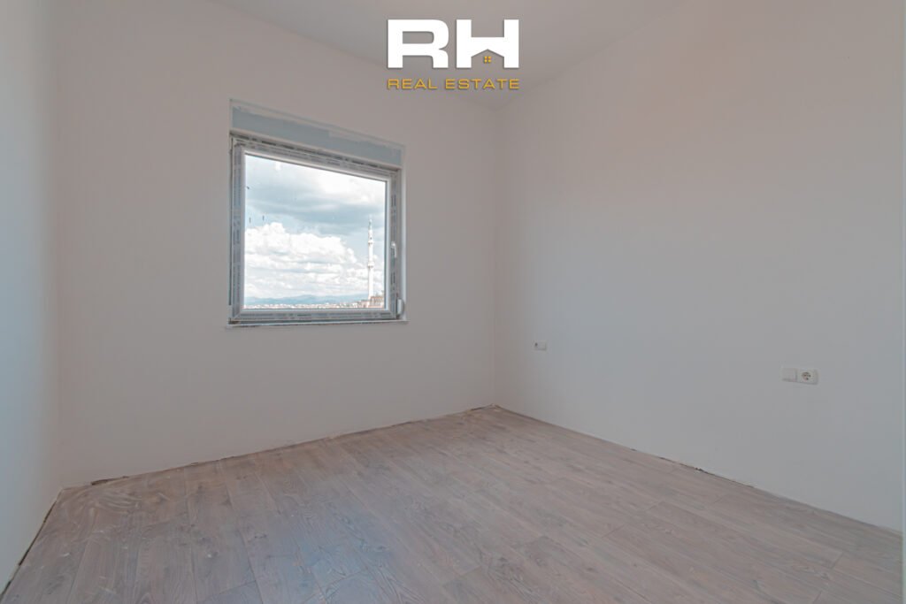 Penthouse 152m² + 112.56m² në #SHITJE në Mati 1
