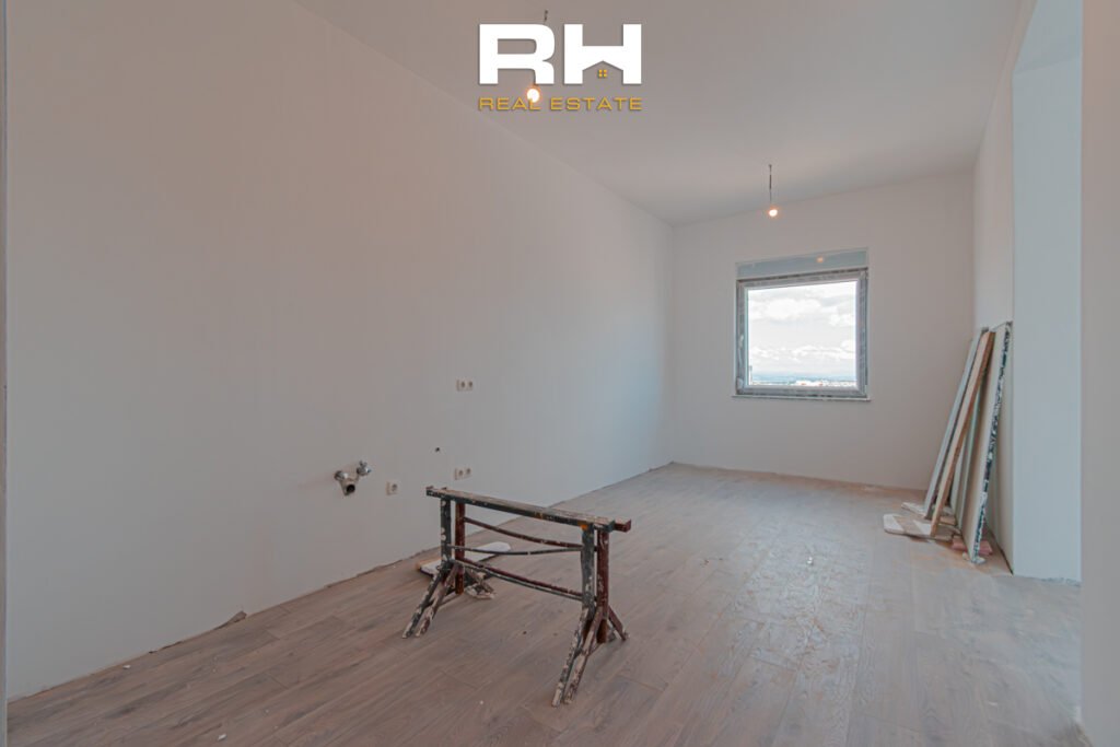 Penthouse 152m² + 112.56m² në #SHITJE në Mati 1