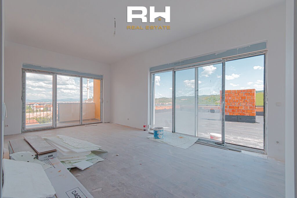 Penthouse 152m² + 112.56m² në #SHITJE në Mati 1