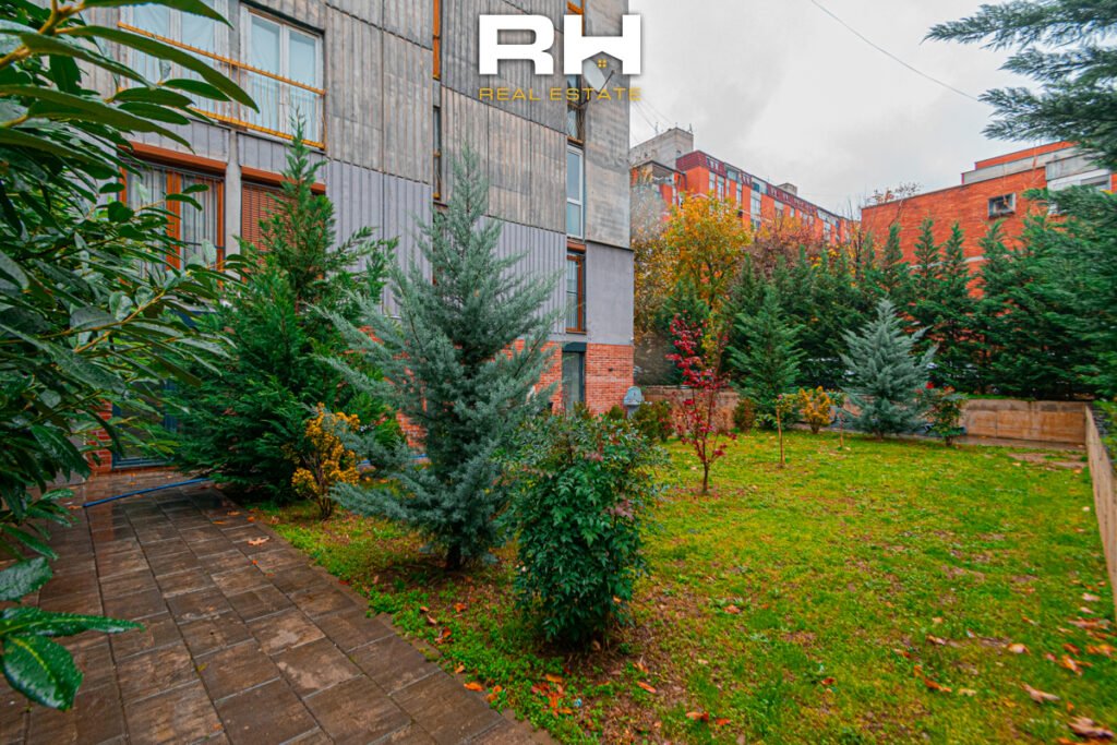 Lokal 100m² me #QIRA në Dardani