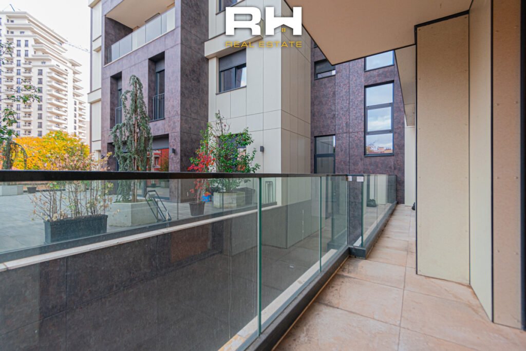 Banesë – Zyre 129m² me #QIRA në Aktash