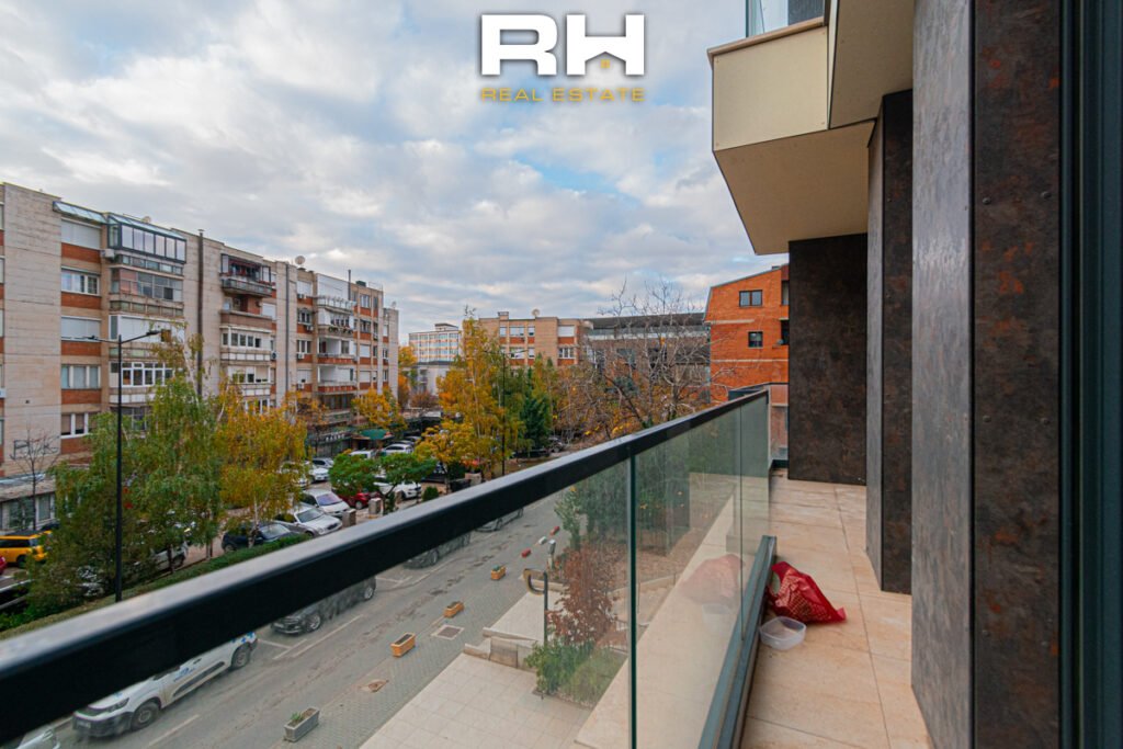 Banesë – Zyre 129m² me #QIRA në Aktash