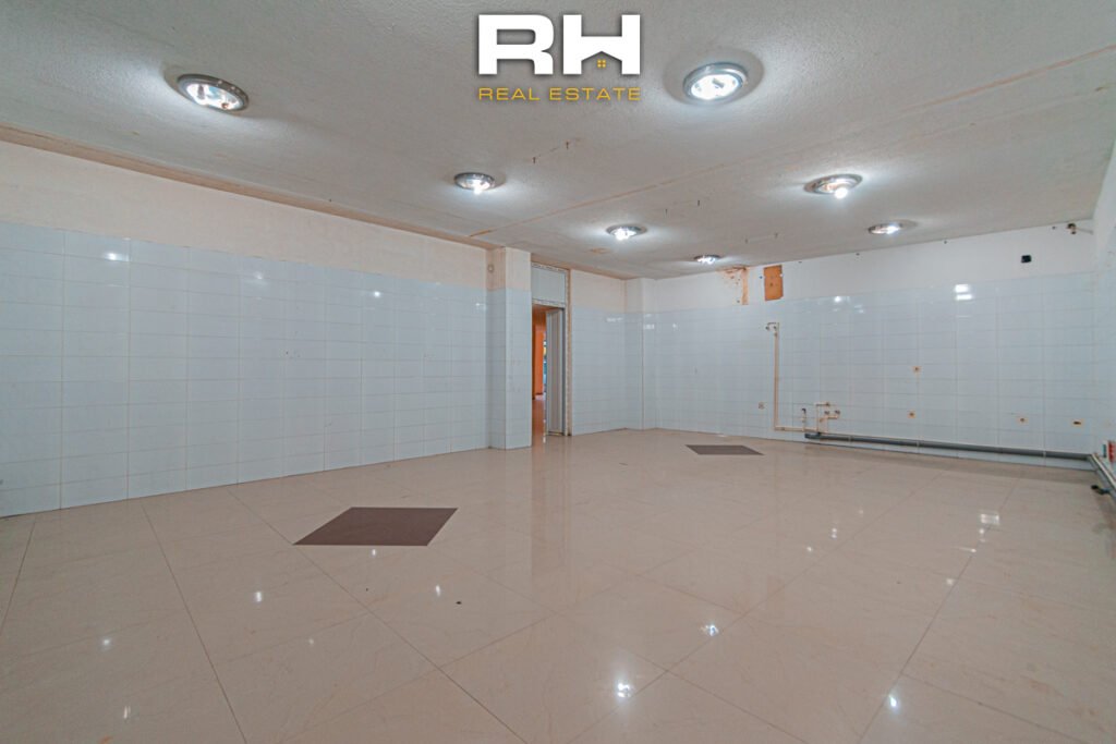 Lokal 350m² në SHITJE te 4 Llullat