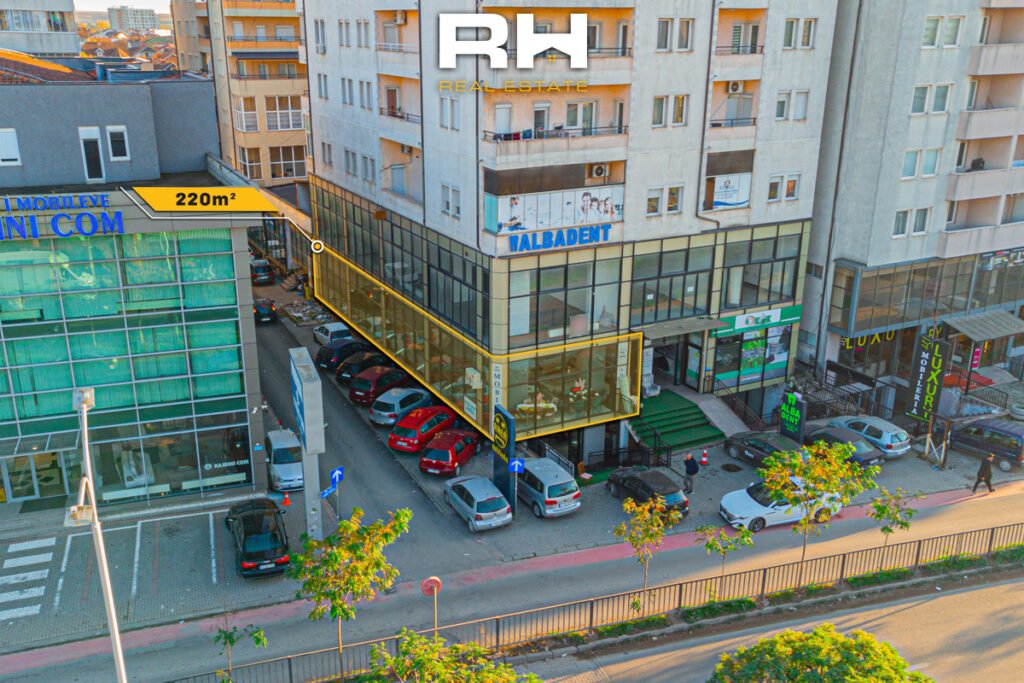 Lokal 220m² në SHITJE në Fushë Kosovë