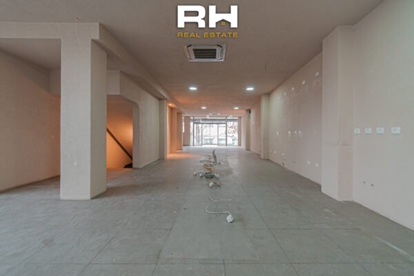 Lokal 600m² me #QIRA në Qendër