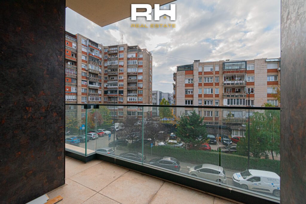 Banesë – Zyre 129m² me #QIRA në Aktash