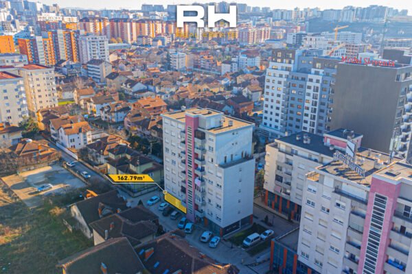 Lokal 162.79m² në #SHITJE në Emshir