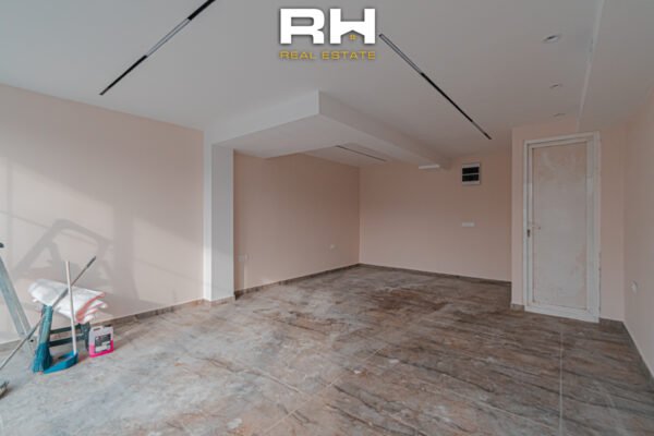 Lokal 35m² me #QIRA në Ulpianë