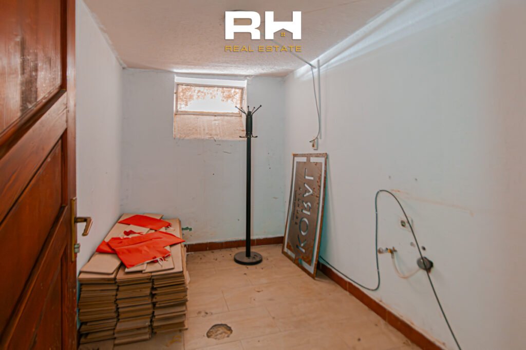Lokal 30m² me #QIRA në Qendër