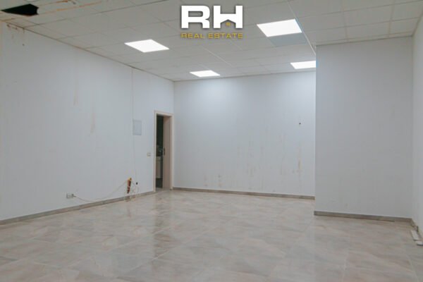 Lokal 55m² me #QIRA në Emshir