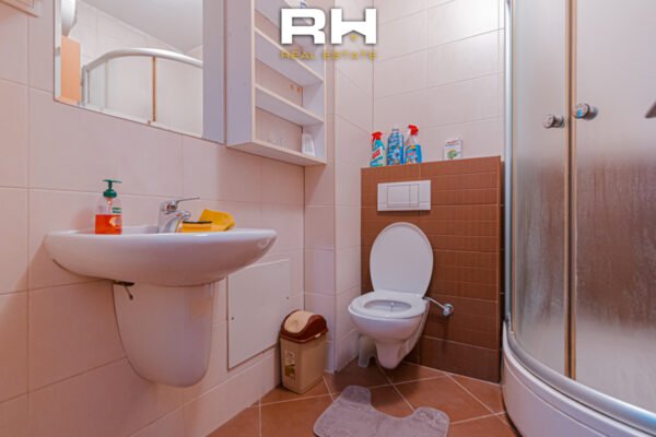 Banesë 58m² me #QIRA në Emshir