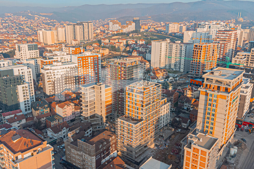 Banesë 99.5m² në SHITJE në Lagjen e Muhaxherëve