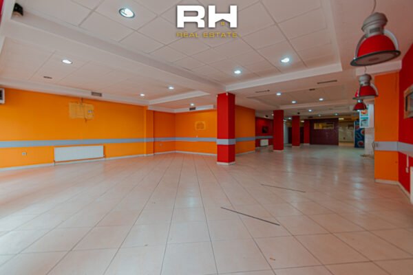 Lokal 350m² me #QIRA në Aktash