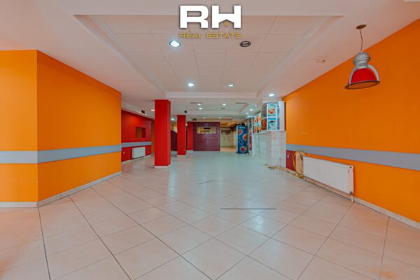 Lokal 350m² me #QIRA në Aktash