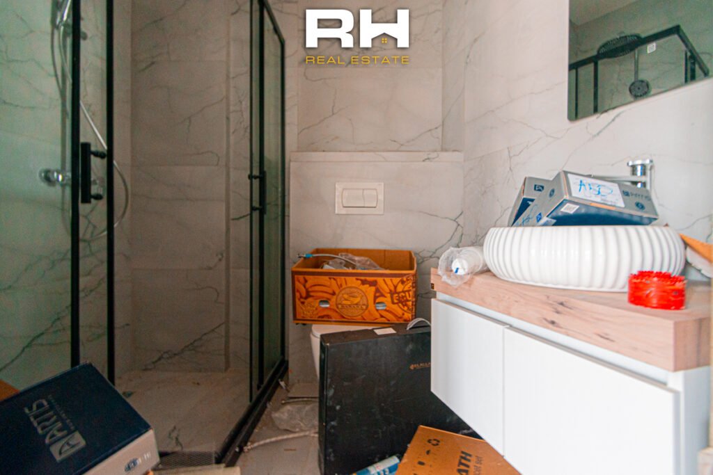 Banesë – Zyre 64m² me #QIRA në Aktash