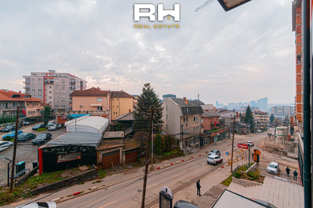 Banesë – Zyre 133m² me #QIRA në Aktash