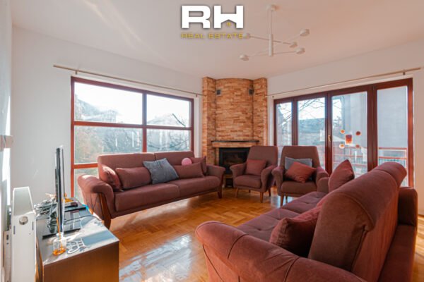 Shtëpi 182m² në #SHITJE në Lagjen Nic