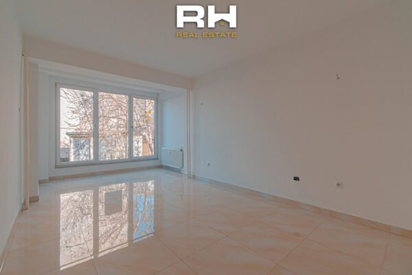 Banesë – Zyre 135m² me #QIRA në Ulpianë