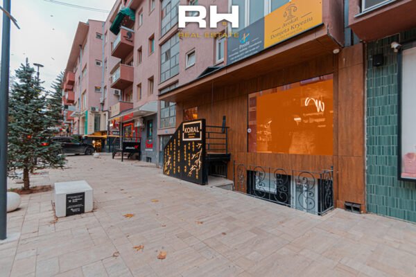 Lokal 30m² me #QIRA në Qendër