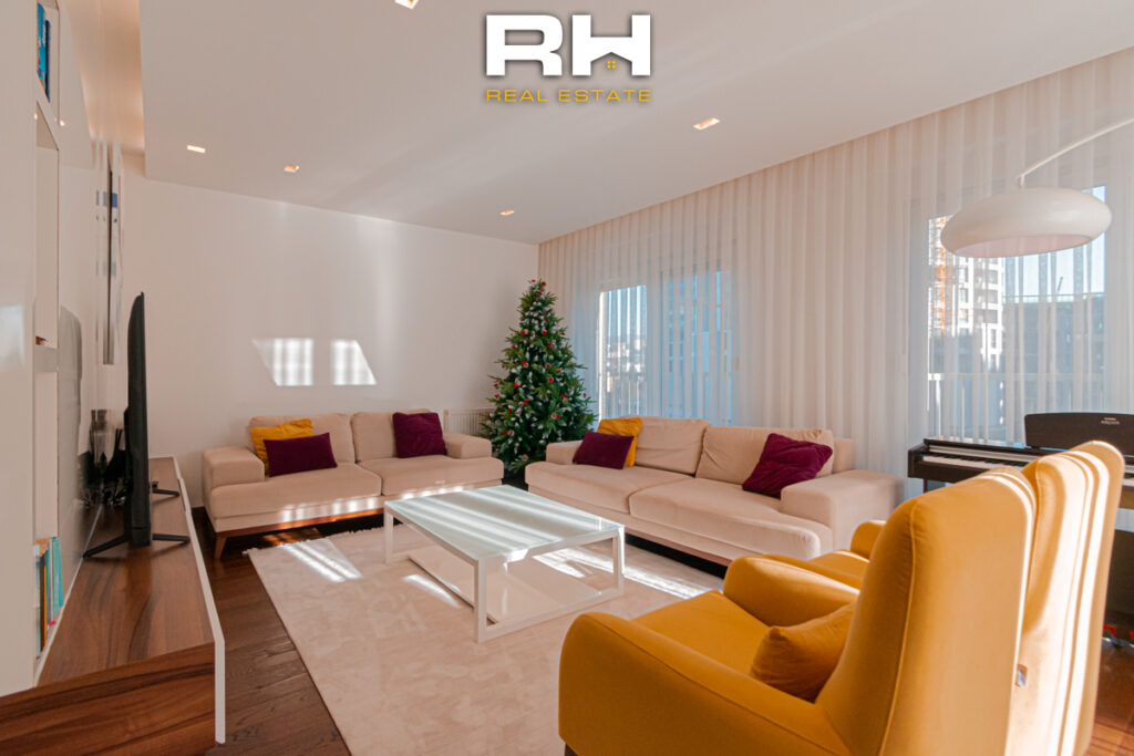 Duplex 163m² me #QIRA në Pejton
