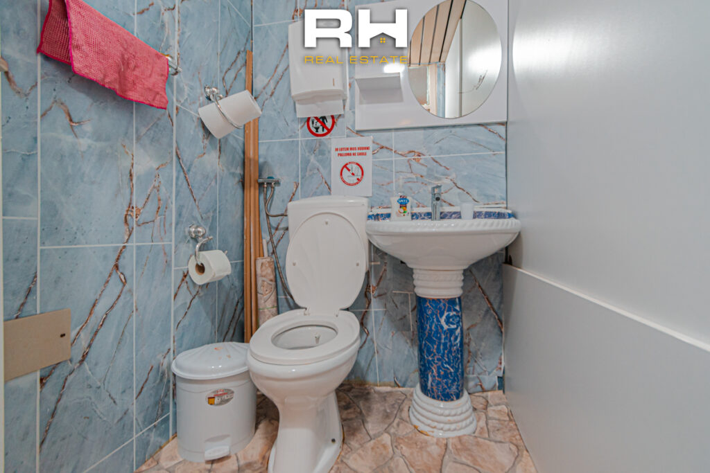 Banesë – Zyre 65m² me #QIRA në Ulpianë