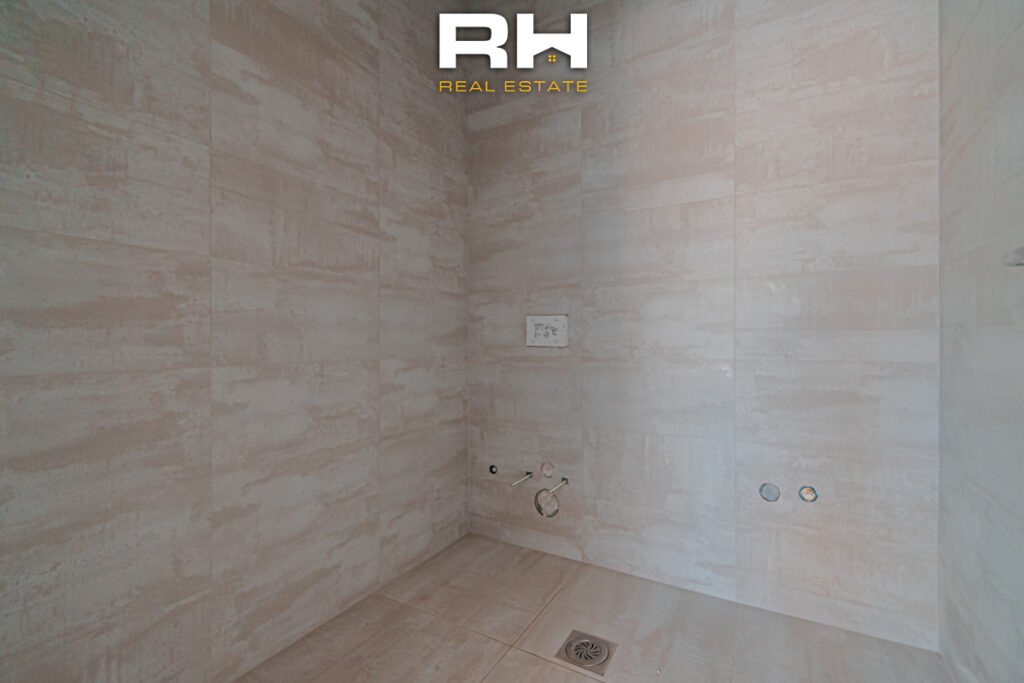 Lokal 113m² për SHITJE në Veternik