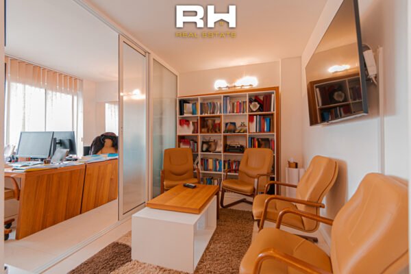 Banesë – Zyre 62m² me #QIRA në Shesh