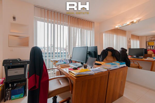 Banesë – Zyre 62m² me #QIRA në Shesh