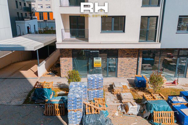 Lokal 128.5m² me #QIRA në Emshir