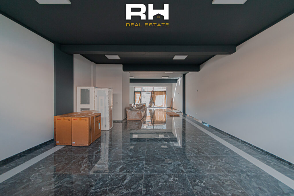 Lokal 130m² me #QIRA në Emshir