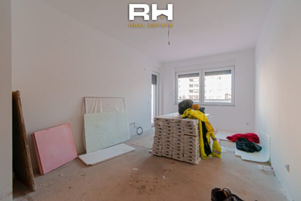 Banesë 50.54m² + 25.02m² në #SHITJE në Emshir