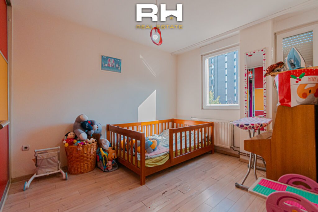 Banesë 84.25m² neto në SHITJE në Aktash