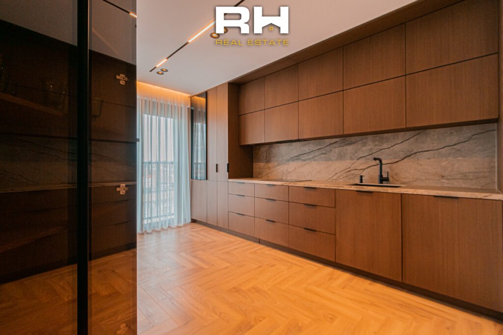 Duplex 194m² me #QIRA në Lakrishtë